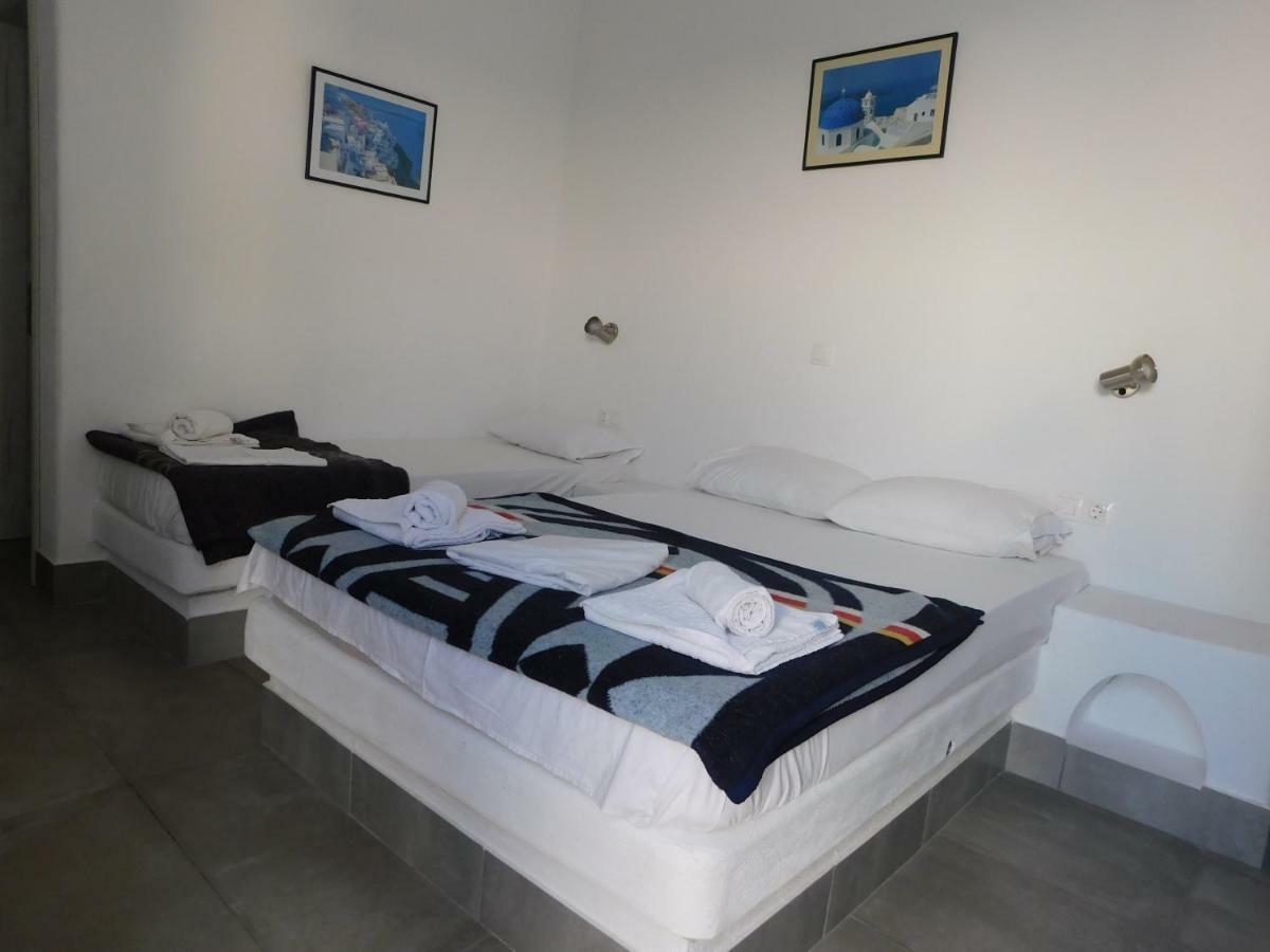 Отель Sea Side Perivolos Экстерьер фото