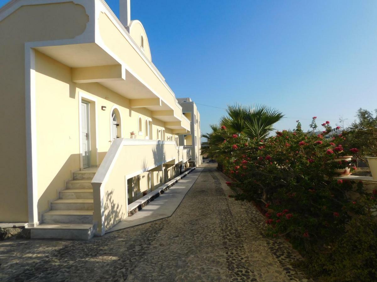 Отель Sea Side Perivolos Экстерьер фото